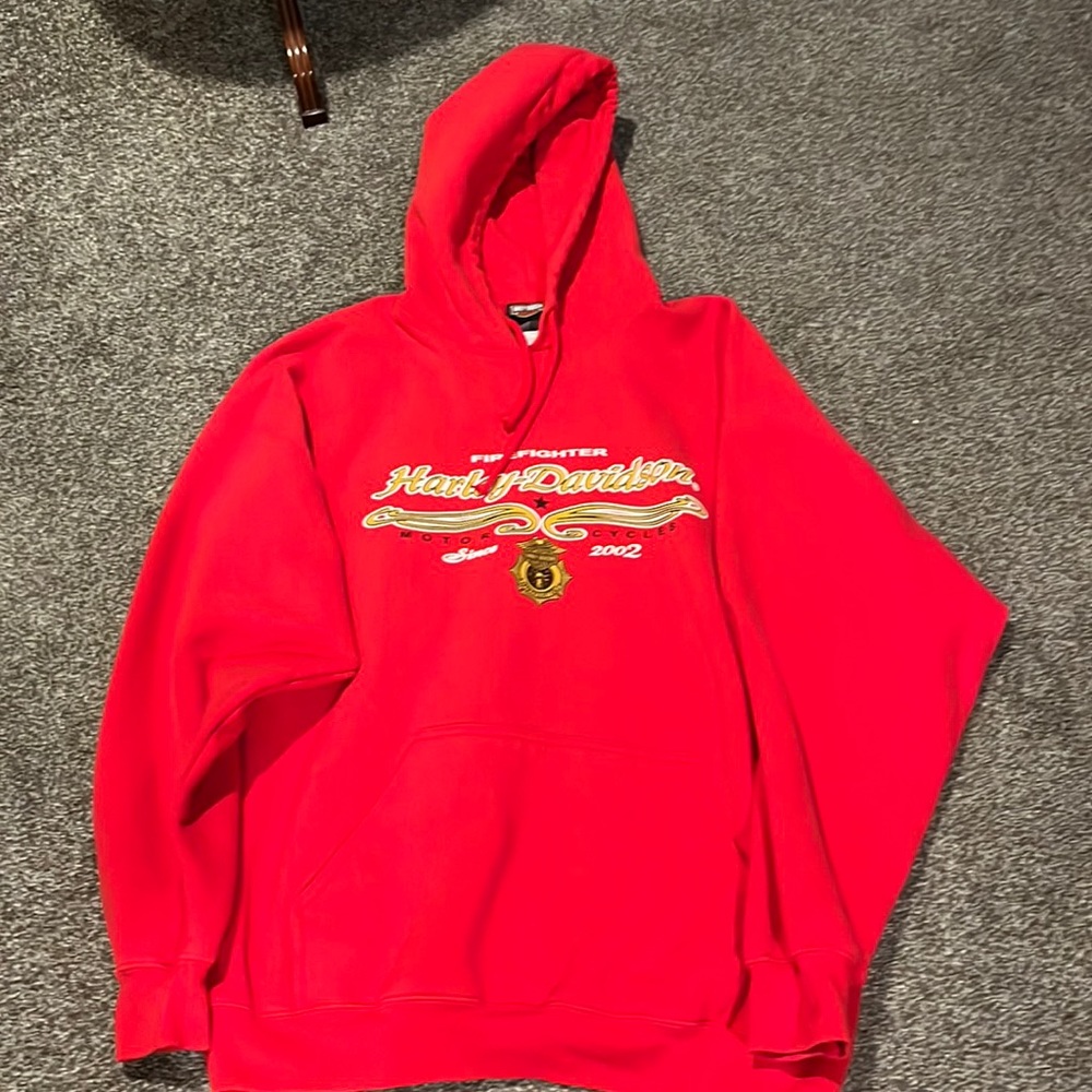 Men’s Harley Davidson Firefighter Hoodie.